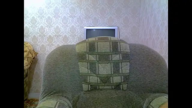 Aria  Dark online show from 11/13/25, 10:08