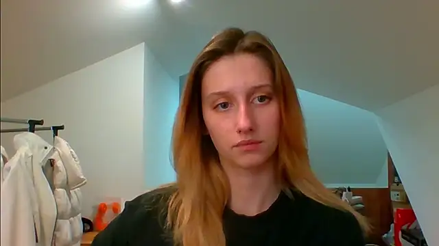 LUNA delight online show from 12/13/24, 02:38