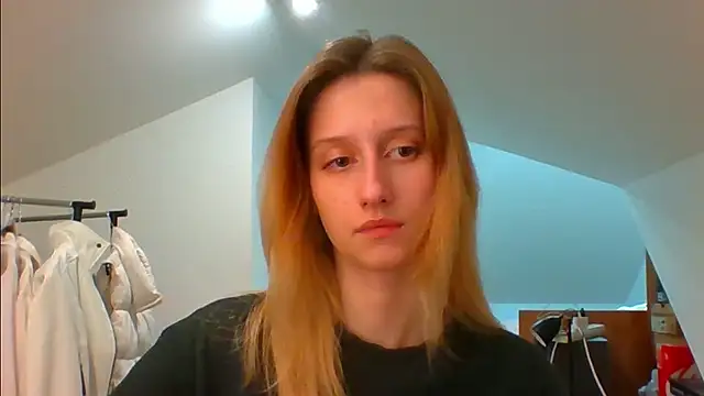 LUNA delight online show from 12/13/24, 05:43