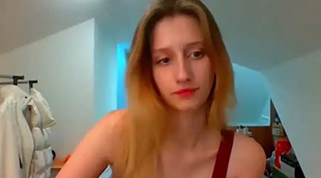 LUNA delight online show from 12/18/24, 05:52