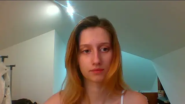 LUNA delight online show from 01/10/25, 02:45