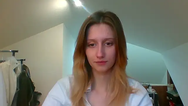 LUNA delight online show from 01/17/25, 02:39