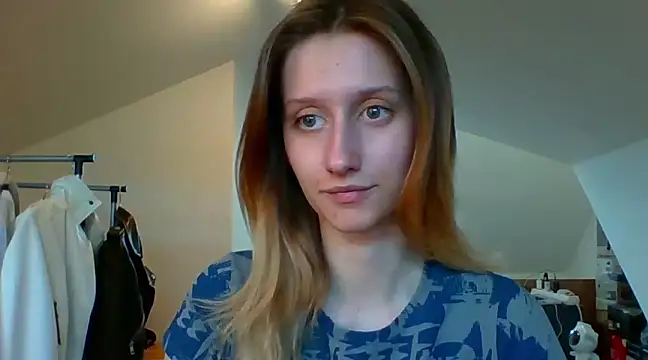 LUNA delight online show from 02/12/25, 02:43