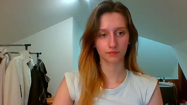 LUNA delight online show from 03/10/25, 05:50