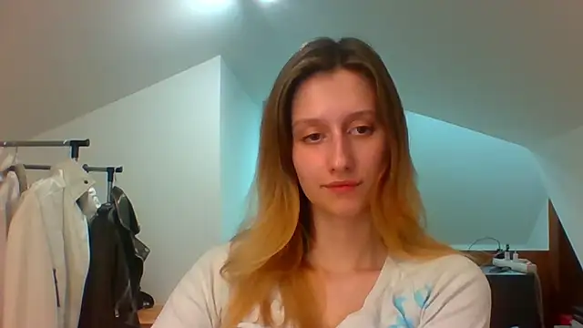 LUNA delight online show from 03/12/25, 06:22