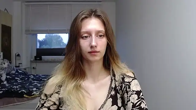 LUNA delight online show from 09/11/25, 05:29