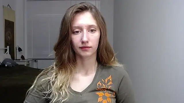 LUNA delight online show from 10/17/25, 05:32