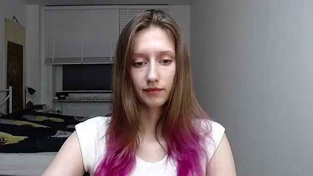 LUNA delight online show from 11/17/25, 06:35