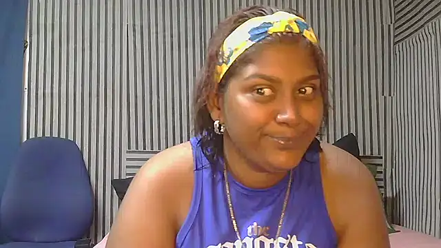 Snapshot of indiansuga chatting on 12/19/25, 06:48 indiansuga online show from 12/19/25, 06:48