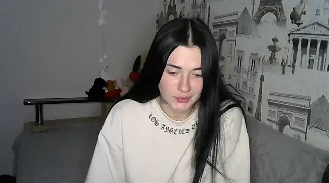 Liana diva online show from 12/23/24, 10:55