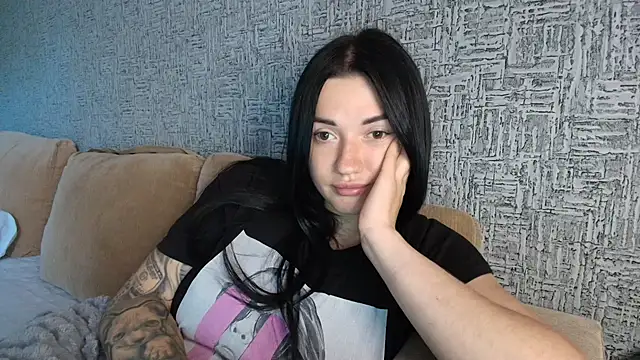 Liana diva online show from 06/24/26, 11:31