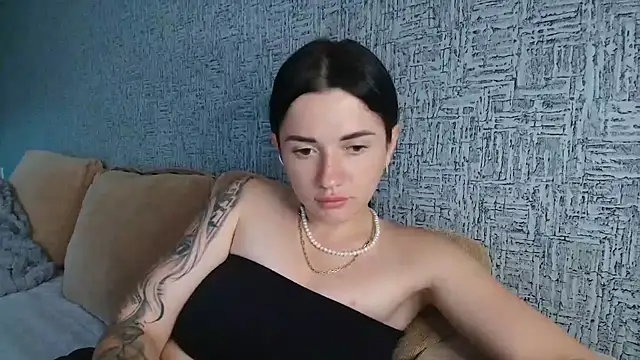 Liana diva online show from 06/26/26, 01:26