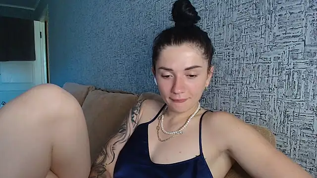 Liana diva online show from 06/29/26, 12:05