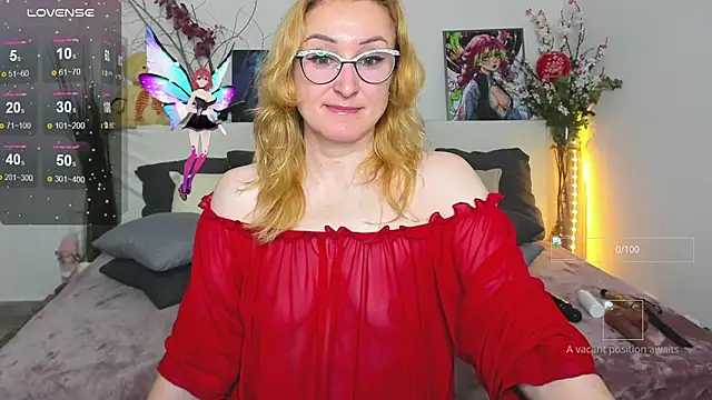 Snapshot of MadissonKiss chatting on 09/12/25, 12:33 MadissonKiss online show from 09/12/25, 12:33