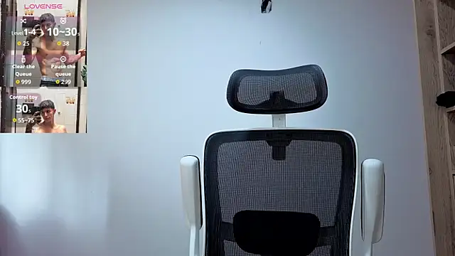 Cristopher23  online show from 11/19/25, 11:54