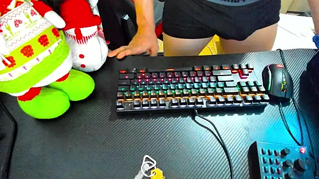 Calihotcaliente277 online show from 12/25/24, 09:33