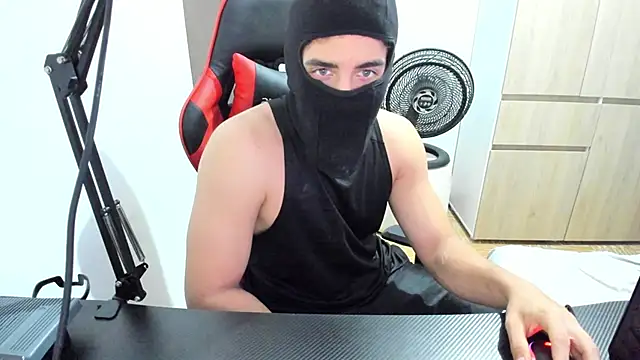 Calihotcaliente277 online show from 02/17/25, 11:34