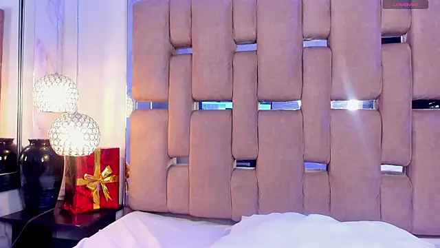 AkazaBoy  online show from 02/25/26, 04:55