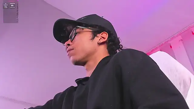 AkazaBoy  online show from 06/30/26, 04:57