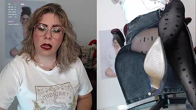 Snapshot of Serenay_ chatting on 01/13/25, 09:31 Serenay online show from 01/13/25, 09:31