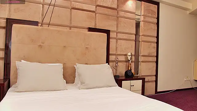 CassieFox  online show from 01/11/25, 07:38