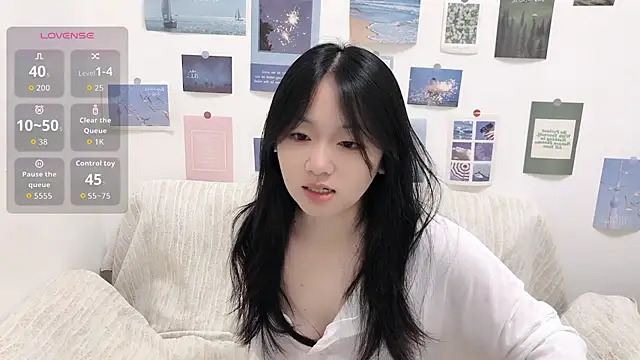 Snapshot of LiLiYbaby chatting on 09/10/25, 06:35 LiLiYbaby online show from 09/10/25, 06:35