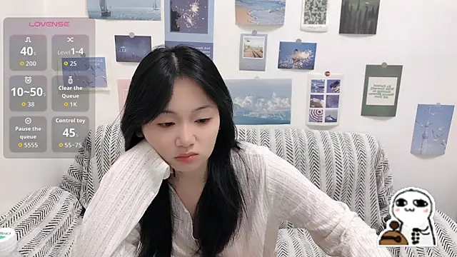 Snapshot of LiLiYbaby chatting on 09/21/25, 06:26 LiLiYbaby online show from 09/21/25, 06:26