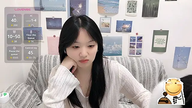 Snapshot of LiLiYbaby chatting on 09/30/25, 06:29 LiLiYbaby online show from 09/30/25, 06:29