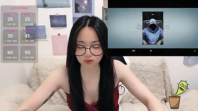 Snapshot of LiLiYbaby chatting on 03/04/26, 06:30 LiLiYbaby online show from 03/04/26, 06:30