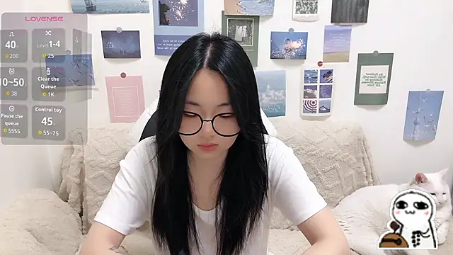 Snapshot of LiLiYbaby chatting on 03/16/26, 06:39 LiLiYbaby online show from 03/16/26, 06:39