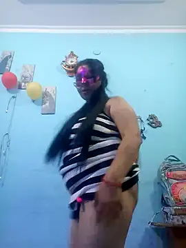 Snapshot of Punjabi_beauty123 chatting on 02/09/25, 09:47 Punjabi beauty123 online show from 02/09/25, 09:47