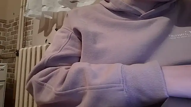 AalinnaK online show from 03/21/25, 07:46