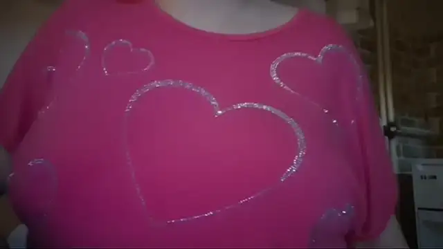 Snapshot of AalinnaK chatting on 01/12/26, 08:58 AalinnaK online show from 01/12/26, 08:58