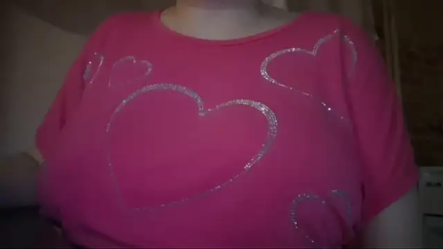 Snapshot of AalinnaK chatting on 01/17/26, 07:06 AalinnaK online show from 01/17/26, 07:06