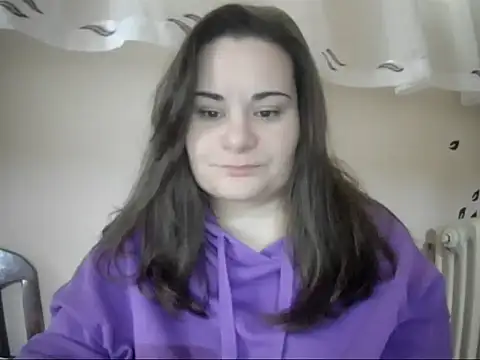 Snapshot of AalinnaK chatting on 02/08/26, 08:40 AalinnaK online show from 02/08/26, 08:40