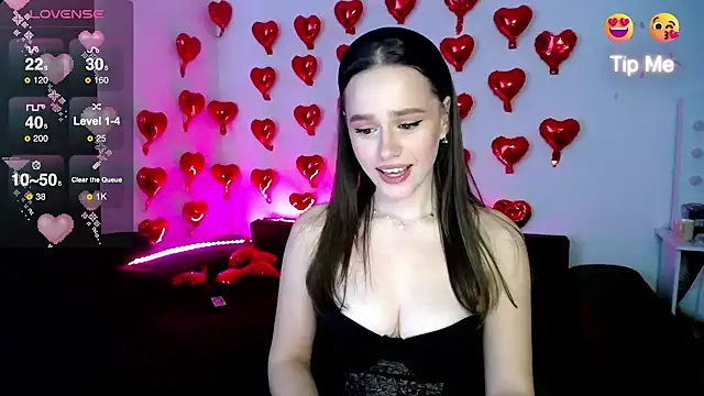 Snapshot of Emillias chatting on 02/10/25, 02:16 Emillias online show from 02/10/25, 02:16