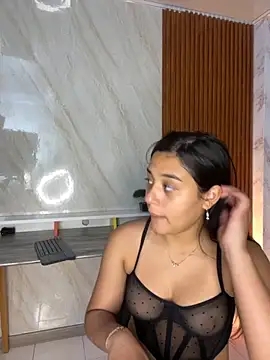 floriamANDjazmin online show from 11/20/25, 07:13