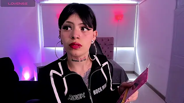 AuroraDiaz online show from 09/11/25, 07:36