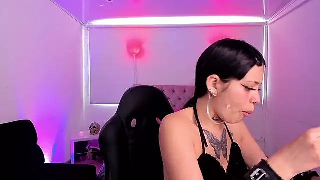 AuroraDiaz online show from 10/10/25, 07:35