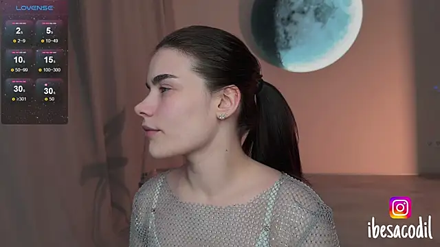 adriana allien online show from 05/04/26, 09:44
