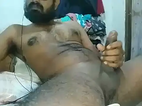 Snapshot of SLFUCKBOY69 chatting on 01/02/25, 04:02 SLFUCKBOY69 online show from 01/02/25, 04:02