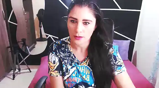 LUCY LI online show from 01/22/25, 05:59