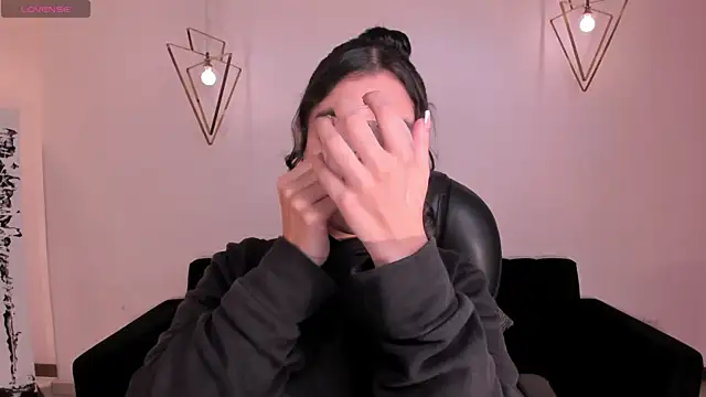 AllisonRogersX online show from 09/18/25, 03:30