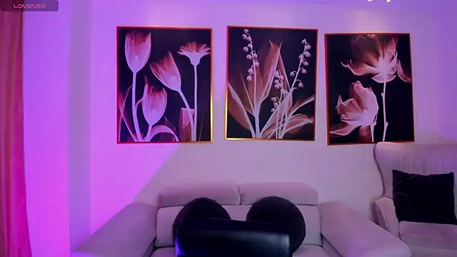 AllisonRogersX online show from 04/30/26, 11:05