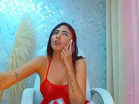 Snapshot of talianaprada chatting on 12/08/24, 06:54 talianaprada online show from 12/08/24, 06:54