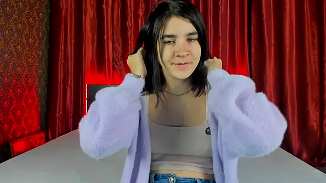  Polly Love  online show from 09/29/25, 06:07