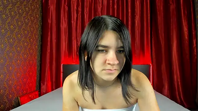  Polly Love  online show from 10/03/25, 06:10