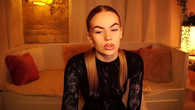 sn0w barbie online show from 02/24/25, 12:16