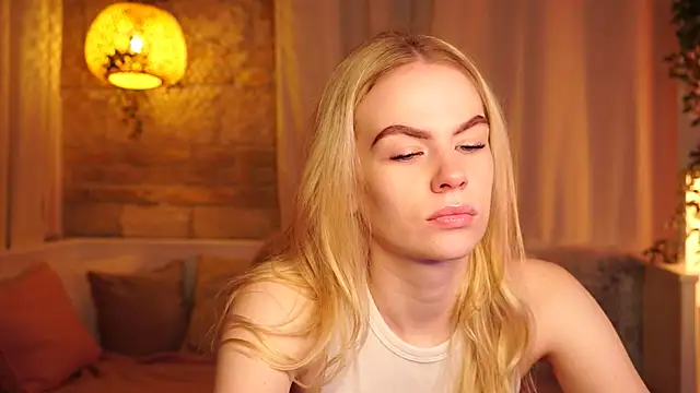 sn0w barbie online show from 11/03/25, 09:43