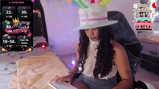 Moon Sammy online show from 11/08/25, 01:11